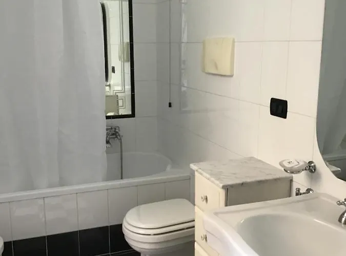 Nel Giardino Di Ester Barile